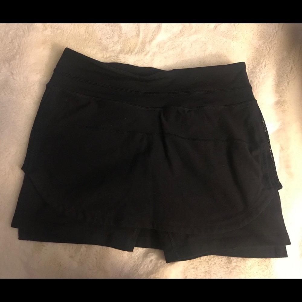 Lulu lemon skort